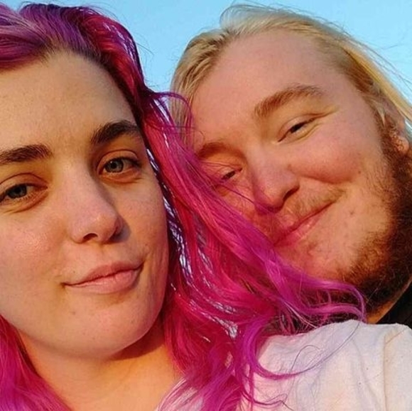 Meet your Posher, Danielle - Picture 1 of 1